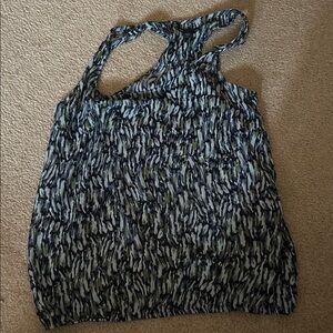 Stylish Patterned sleeveless shirt